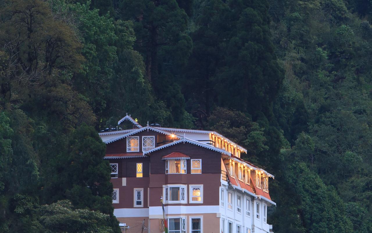 Summit Hermon Hotel&Spa Darjeeling  Buitenkant foto
